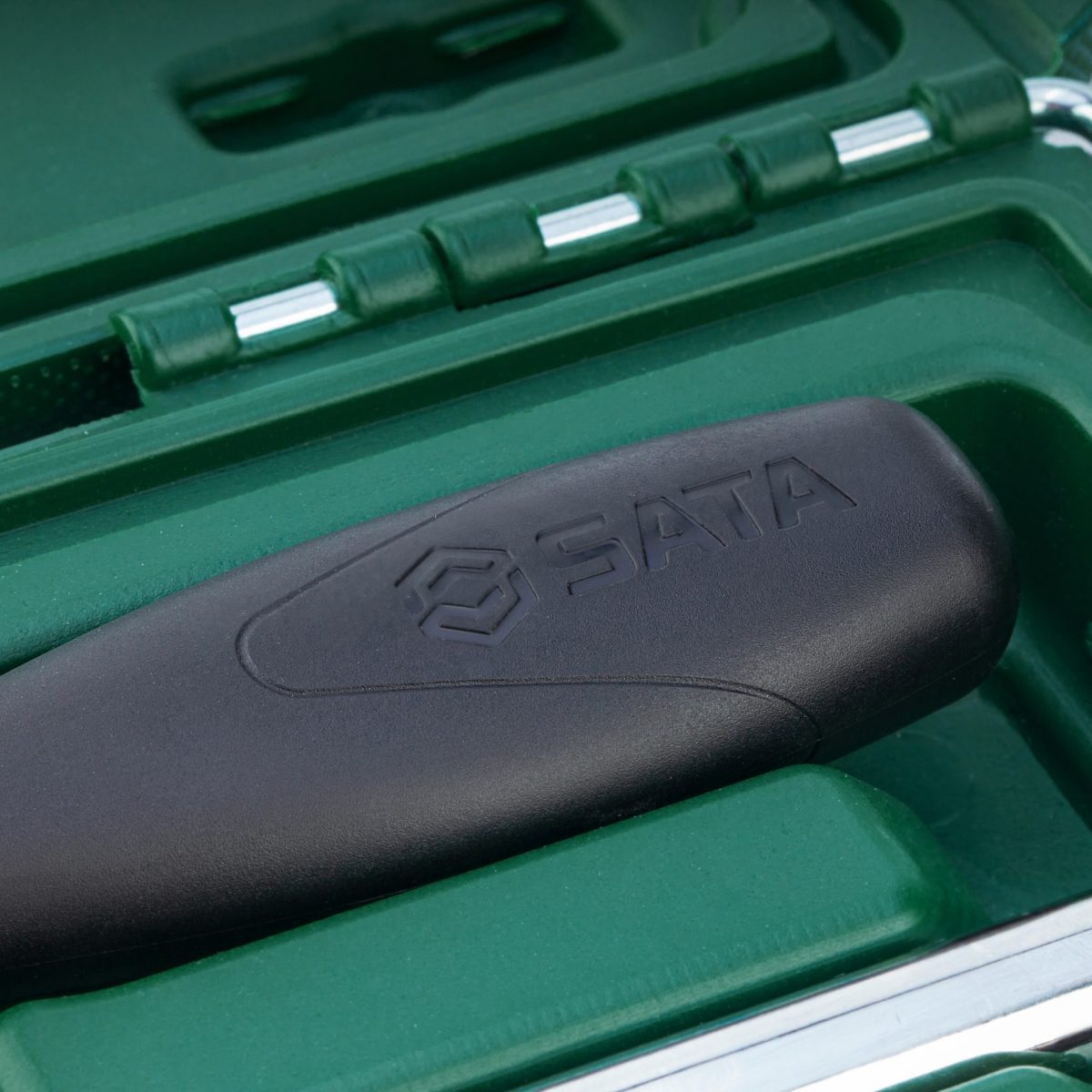 Sata 09137 13PC 1/4″ & 3/8″ Boltbiter Set